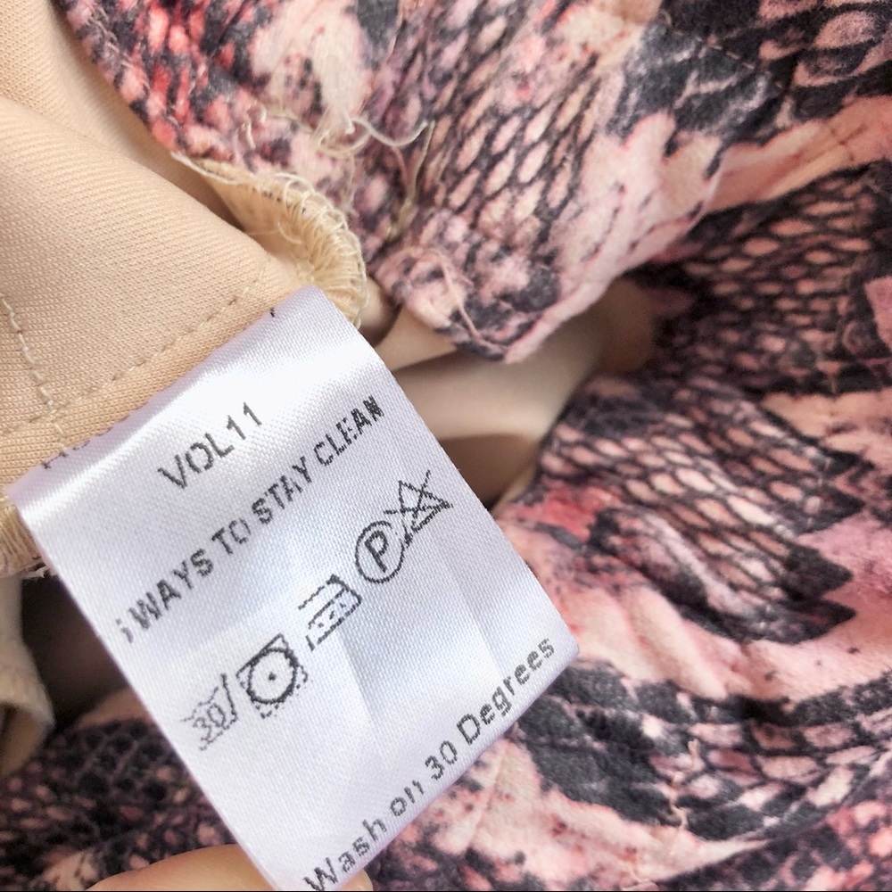 House of Sunny snakeskin print pants - Picture 10 of 12